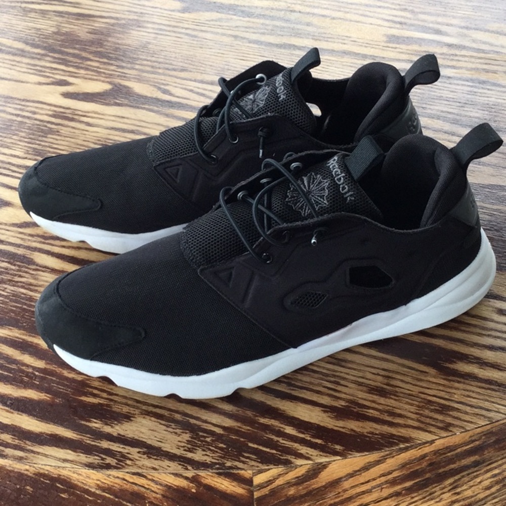 Men shoes size 13